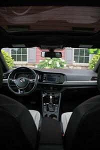 2019 Volkswagen Jetta R-Line   - Photo 15 - Strasburg, PA 17579