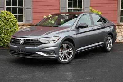 2019 Volkswagen Jetta R-Line   - Photo 1 - Strasburg, PA 17579