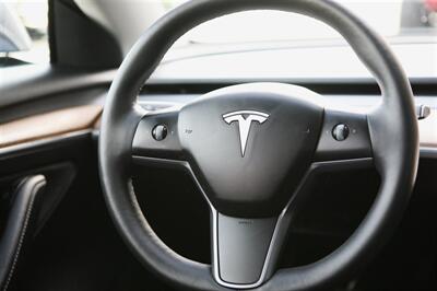 2022 Tesla Model 3 Long Range AWD   - Photo 18 - Strasburg, PA 17579