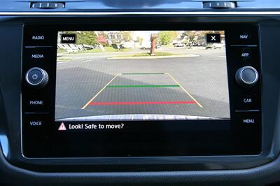 2019 Volkswagen Tiguan SEL Premium 4Motion   - Photo 27 - Strasburg, PA 17579
