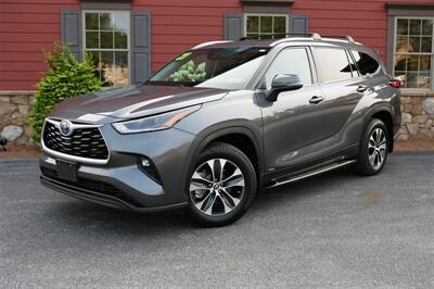 2021 Toyota Highlander Hybrid XLE AWD   - Photo 1 - Strasburg, PA 17579