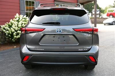 2021 Toyota Highlander Hybrid XLE AWD   - Photo 6 - Strasburg, PA 17579
