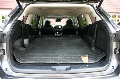 2021 Toyota Highlander Hybrid XLE AWD   - Photo 16 - Strasburg, PA 17579
