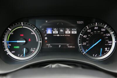 2021 Toyota Highlander Hybrid XLE AWD   - Photo 28 - Strasburg, PA 17579