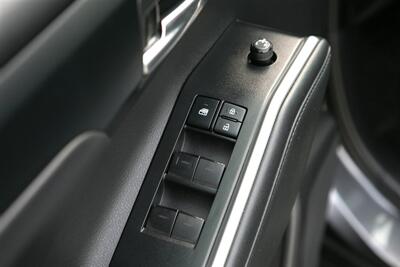 2021 Toyota Highlander Hybrid XLE AWD   - Photo 9 - Strasburg, PA 17579