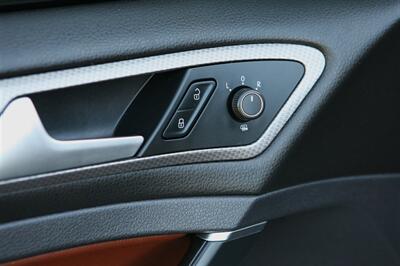 2019 Volkswagen Golf Alltrack TSI SE 4Motion - Photo 9 - Strasburg, PA 17579