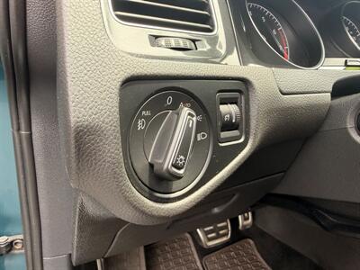 2019 Volkswagen Golf Alltrack TSI SE 4Motion - Photo 11 - Strasburg, PA 17579