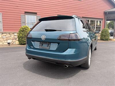 2019 Volkswagen Golf Alltrack TSI SE 4Motion - Photo 5 - Strasburg, PA 17579