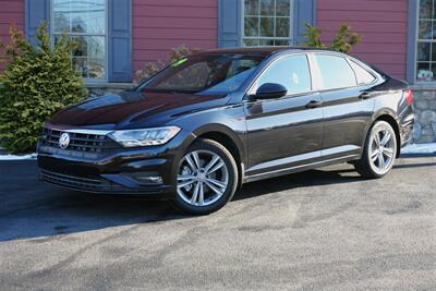 2019 Volkswagen Jetta R-Line   - Photo 1 - Strasburg, PA 17579