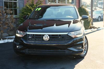 2019 Volkswagen Jetta R-Line   - Photo 2 - Strasburg, PA 17579