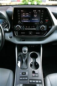 2020 Toyota Highlander XLE - Photo 23 - Strasburg, PA 17579