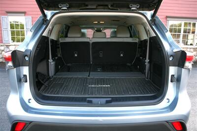 2020 Toyota Highlander XLE - Photo 16 - Strasburg, PA 17579