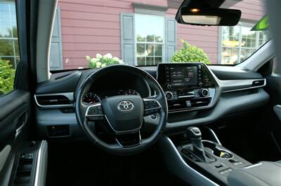 2020 Toyota Highlander XLE - Photo 12 - Strasburg, PA 17579