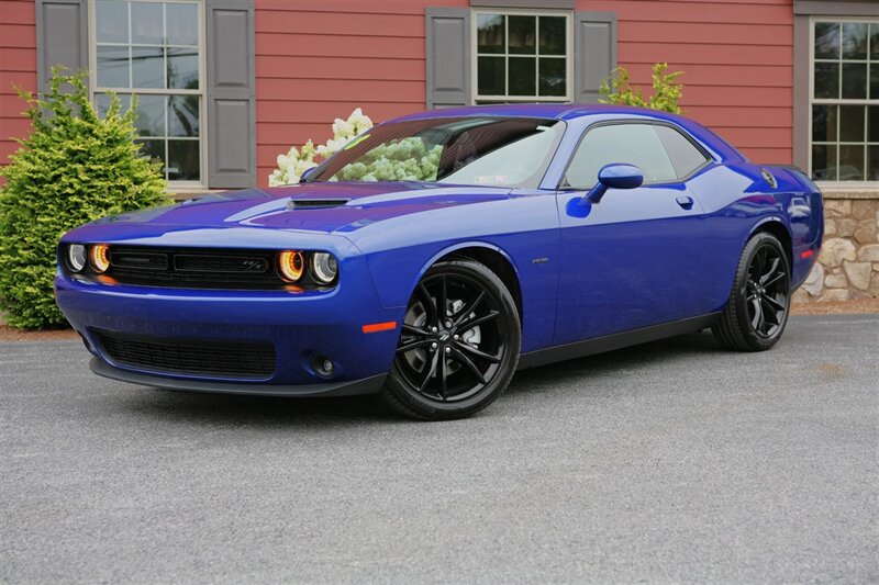2018 Dodge Challenger R/T - Photo 1 - Strasburg, PA 17579