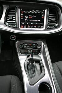2018 Dodge Challenger R/T   - Photo 19 - Strasburg, PA 17579