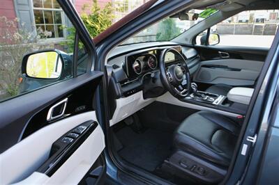 2022 Kia Carnival SX   - Photo 8 - Strasburg, PA 17579