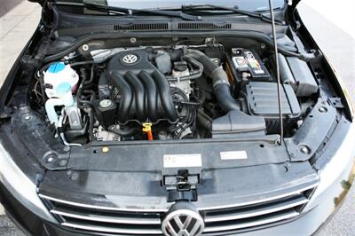 2015 Volkswagen Jetta S w/tech 5-Speed Manual   - Photo 7 - Strasburg, PA 17579