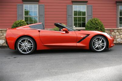 2016 Chevrolet Corvette Stingray 2LT   - Photo 11 - Strasburg, PA 17579