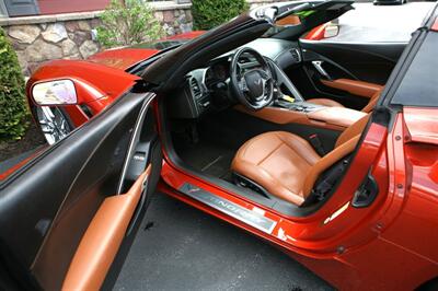 2016 Chevrolet Corvette Stingray 2LT   - Photo 16 - Strasburg, PA 17579