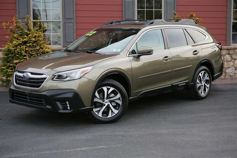 2022 Subaru Outback Limited   - Photo 1 - Strasburg, PA 17579