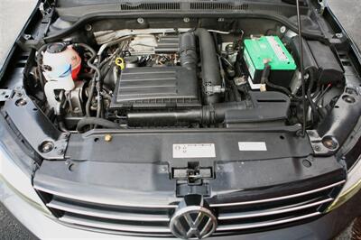 2018 Volkswagen Jetta 1.4T SE   - Photo 10 - Strasburg, PA 17579