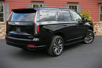 2023 Cadillac Escalade Sport 4X4   - Photo 5 - Strasburg, PA 17579