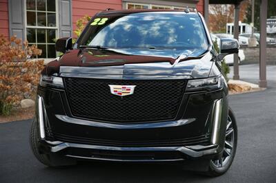 2023 Cadillac Escalade Sport 4X4   - Photo 2 - Strasburg, PA 17579