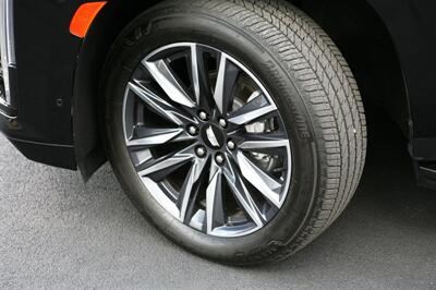 2023 Cadillac Escalade Sport 4X4   - Photo 3 - Strasburg, PA 17579