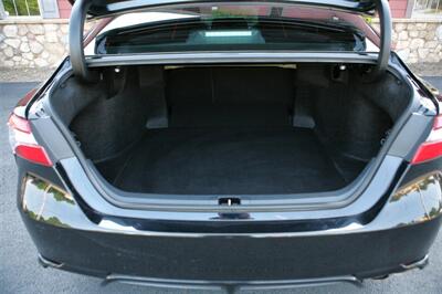 2023 Toyota Camry SE Nightshade   - Photo 14 - Strasburg, PA 17579