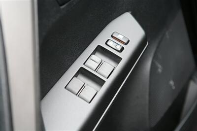 2017 Toyota RAV4 LE AWD   - Photo 9 - Strasburg, PA 17579
