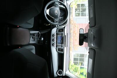 2017 Toyota RAV4 LE AWD   - Photo 18 - Strasburg, PA 17579