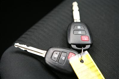 2017 Toyota RAV4 LE AWD   - Photo 26 - Strasburg, PA 17579