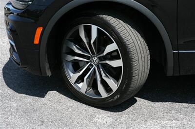 2020 Volkswagen Tiguan SEL Premium R-Line 4Motion   - Photo 3 - Strasburg, PA 17579