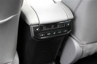 2021 Toyota Highlander Platinum AWD   - Photo 15 - Strasburg, PA 17579