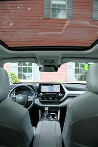 2021 Toyota Highlander Platinum AWD   - Photo 22 - Strasburg, PA 17579