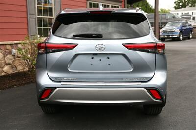 2021 Toyota Highlander Platinum AWD   - Photo 6 - Strasburg, PA 17579