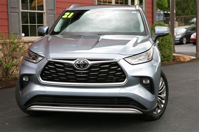 2021 Toyota Highlander Platinum AWD   - Photo 2 - Strasburg, PA 17579
