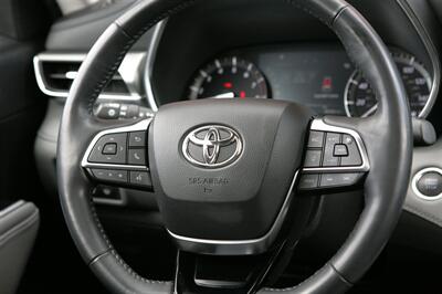 2021 Toyota Highlander Platinum AWD   - Photo 23 - Strasburg, PA 17579