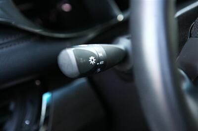 2016 Toyota Avalon Limited   - Photo 13 - Strasburg, PA 17579