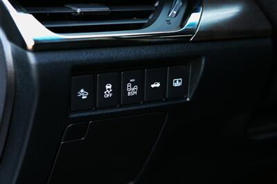 2016 Toyota Avalon Limited   - Photo 12 - Strasburg, PA 17579