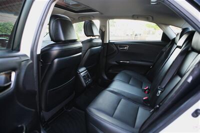 2016 Toyota Avalon Limited   - Photo 15 - Strasburg, PA 17579
