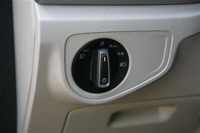 2019 Volkswagen Atlas V6 SE w/tech AWD   - Photo 11 - Strasburg, PA 17579
