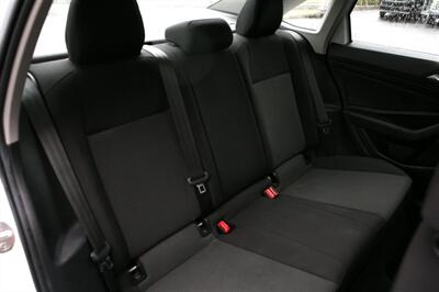 2019 Volkswagen Jetta S - Photo 13 - Strasburg, PA 17579