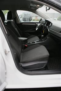 2019 Volkswagen Jetta S - Photo 14 - Strasburg, PA 17579