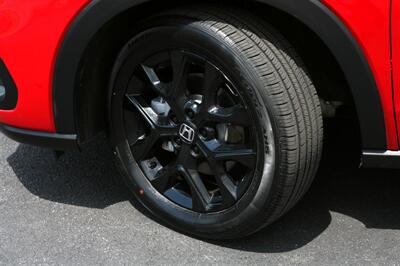 2023 Honda HR-V Sport AWD - Photo 3 - Strasburg, PA 17579