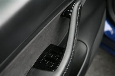 2020 Tesla Model 3 Long Range - Photo 10 - Strasburg, PA 17579