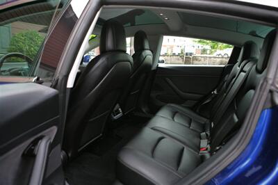 2020 Tesla Model 3 Long Range - Photo 13 - Strasburg, PA 17579