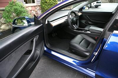 2020 Tesla Model 3 Long Range - Photo 9 - Strasburg, PA 17579