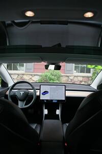 2020 Tesla Model 3 Long Range - Photo 16 - Strasburg, PA 17579