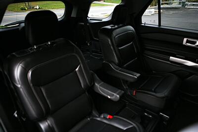 2021 Ford Explorer XLT 4WD - Photo 18 - Strasburg, PA 17579